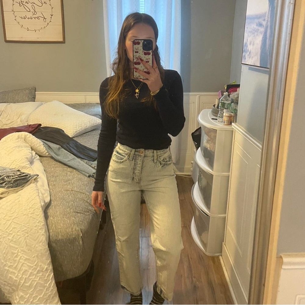 Women's Light Blue Jeans